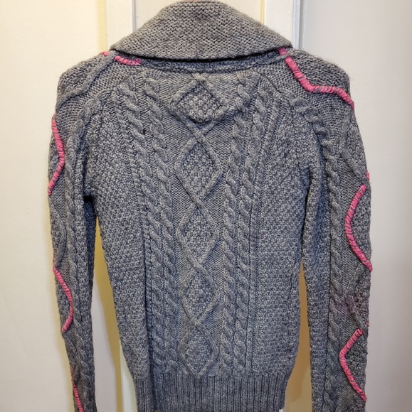 TNA REVELSTOKE SWEATER - Picture 2 of 4